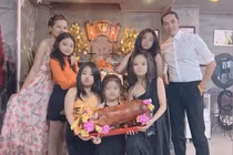 19 tuổi sa lưới tình trai đẹp, cô nàng sinh liên tiếp ngũ long công chúa