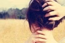 Gặp lại vợ cũ trong buổi họp lớp sau 2 năm ly hôn