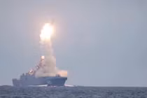 Báo Nga: Mỹ quá sợ tên lửa Zircon nên quyết giảm bớt tàu sân bay