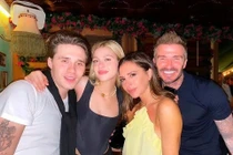 Victoria Beckham xuất hiện sau vụ bất hòa với con dâu