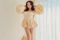 "MC trẻ nhất VTV" chỉ cao mét rưỡi nhưng mặc gì đẹp nấy