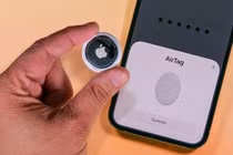 Video: Mở hộp AirTag, thiết bị rẻ nhất của Apple