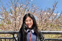 Con gái 15 tuổi của NSND Hồng Vân 'dậy thì thành công' thế nào?