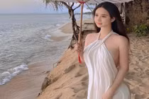 Nữ CĐV Hàn Quốc trong trận Việt Nam - Thái Lan có gu mặc khó thể chê