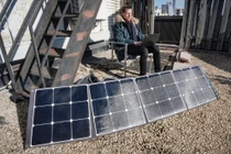 Cuộc sống ‘không dùng điện’ của người đàn ông ở New York