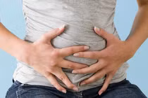 Cách phòng ngừa chứng đầy hơi, ợ nóng trong ngày Tết