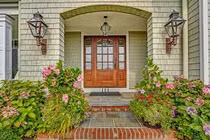 3 màu sơn cửa chính phạm vào đại kỵ: Triệt tiêu tài lộc