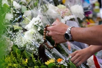 Người Nhật đến viếng cựu thủ tướng Abe Shinzo