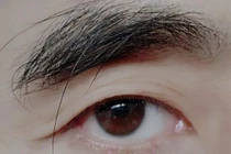 'Một sợi lông mày dài hơn vạn hạt' có ích lợi gì?