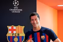 Chân dung người vợ bên Lewandowski 15 năm