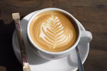 Sai lầm kinh điển khi uống cà phê kết hợp 5 thứ có hại