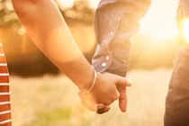 Chồng 'đứng hình' khi giáp mặt kẻ thứ ba