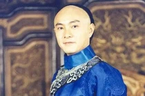 Sư phụ đầu tiên của Vi Tiểu Bảo là ai?