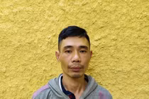 Quá khứ khiếp sợ của gã cầm dao bầu vô cớ chém người đi đường