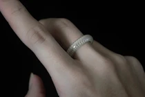 Chàng trai Cà Mau kiếm tiền từ nhẫn, vòng tay xương rắn