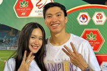 Nhà vô địch World Cup chúc mừng Đoàn Văn Hậu vô địch V-League 2022