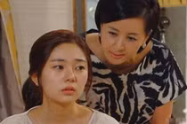 Mẹ kế giới thiệu đối tượng giỏi lại giàu, anh vừa quay lại tôi đã 'khóc thét'