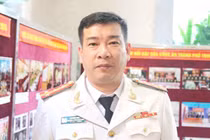 Khám xét nhà cựu Trưởng công an quận Tây Hồ