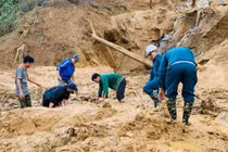 Quảng Nam tiếp tục lở núi ở huyện Phước Sơn: 11 người bị vùi lấp