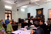 Vụ bác sĩ bị cáo buộc hiếp dâm: “Có cơ hội trong tay tôi cũng không làm gì“