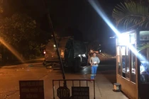 Hà Nội: Bãi rác Nam Sơn hoạt động trở lại, người dân tháo dỡ lều bạt