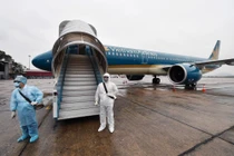 Các chuyến bay từ Anh và Nam Phi về Việt Nam bị tạm dừng cấp phép 