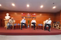 Chủ tịch VUSTA Phan Xuân Dũng: “KH&CN đang thay đổi người làm báo”