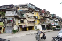 "Chung cư cũ mà sập, bao nhiêu người chết? giải thích sao với dân?"