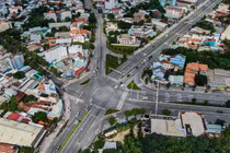 Ngày đầu áp dụng 'thẻ thông hành vaccine' TP Thủ Dầu Một vắng vẻ 