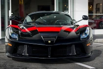 Ferrari LaFerrari bản Bespoke đẹp không thể cưỡng lại