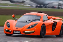 Sin R1 GT “siêu nhẹ” lướt êm trên phố