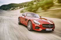 Xế sang Mercedes chào hàng dân Mỹ