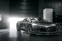 Phiên bản xuyên thấu siêu xe Audi R8 V10 Spyder cực độc