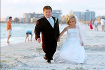 Video: Khoa học chứng minh người càng lùn càng sống lâu