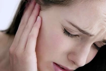 Video: Cách chữa bệnh lạ bằng nhỏ 1 giọt dầu ô liu vào tai