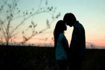 Video: Hãy thử im lặng để biết ai cần ta