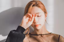 Video: Ngủ dậy gặp 4 dấu hiệu bất thường bạn phải đi khám thận ngay