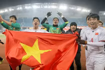 Video: Cười ngất bố con Xuân Bắc dự đoán tỉ số chung kết AFC Cup 