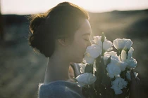 Video: Giải mã vì sao giữa vạn người ta lại gặp và yêu nhau