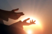 Video: Đời người có vay có trả, luật nhân quả không chừa một ai