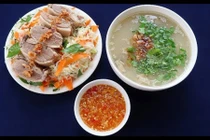 Video: Cách làm cháo vịt nước mắm gừng, gỏi bắp cải thịt vịt ăn là mê