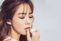 Video: 6 tướng phụ nữ, đàn ông phải cân nhắc kỹ trước khi lấy làm vợ