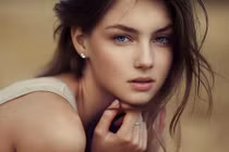 Video: Phụ nữ sở hữu đặc điểm này, càng xấu càng giàu vô đối