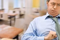 Video: Cảnh giác hiện tượng trào ngược thức ăn, khả năng mắc bệnh ung thư