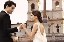 Video: Phụ nữ thích đàn ông hào phóng hay tiết kiệm?