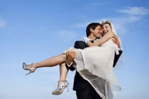 Video: Nam Quý Dậu lấy vợ tuổi này giàu nứt đố đổ tường