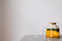 Video: Sở hữu vòng eo 56 như Ngọc Trinh nhờ thức uống thần kỳ này