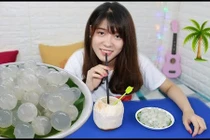 Video: Cách làm thạch dừa bi, trà sữa trong trái dừa ngon tuyệt