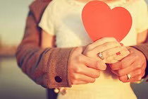 Video: 4 mẹo phong thủy giúp bạn thoát kiếp FA trong dịp Noel