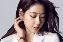 Video: 4 vị trí nốt ruồi trời định phú quý, người người kính nể